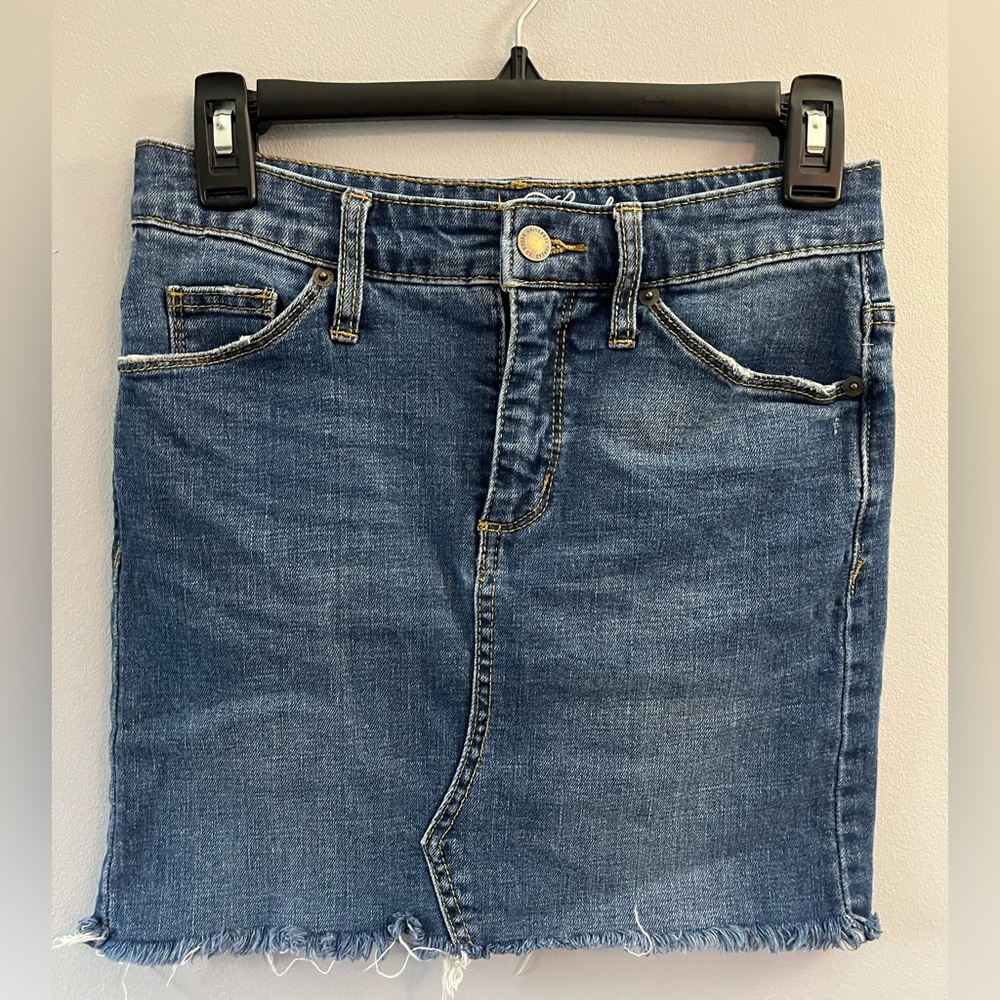Universal Threads Jean Skirt